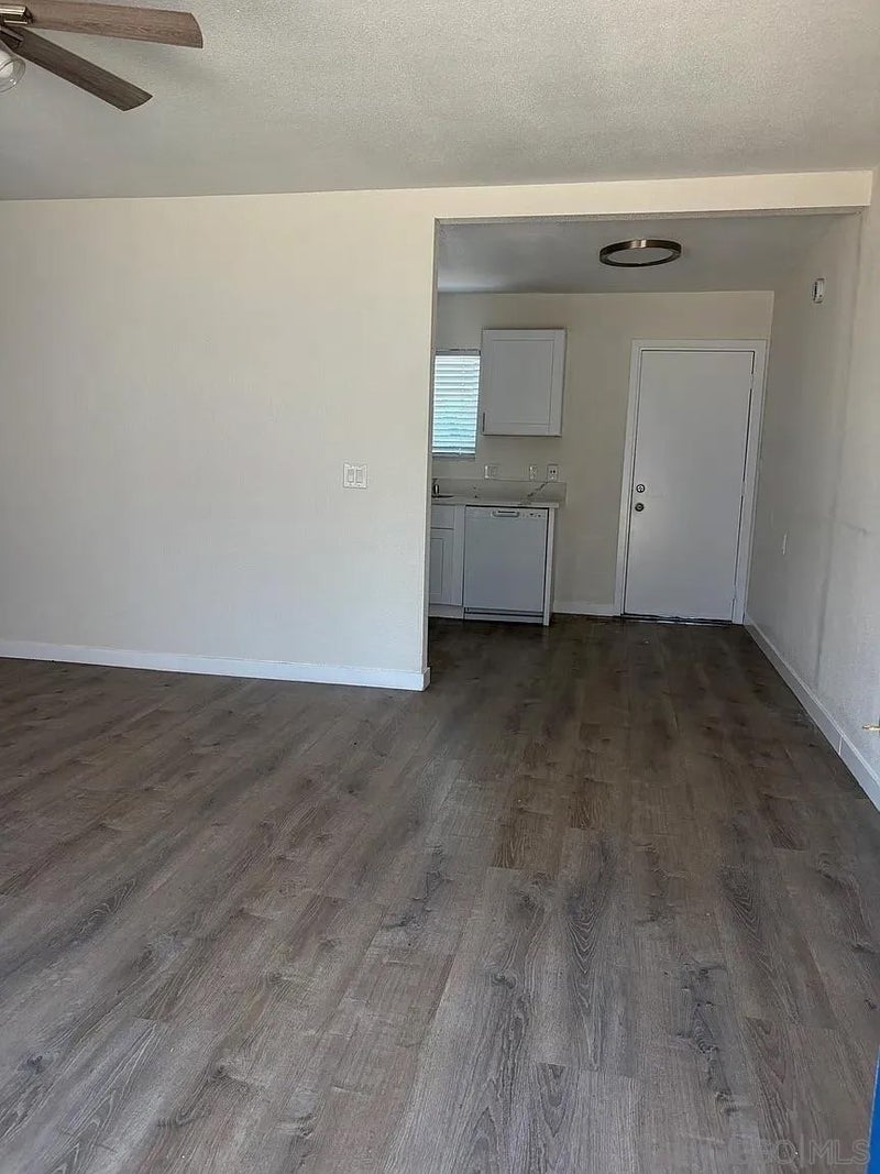 8050-52 Lemon Grove Way