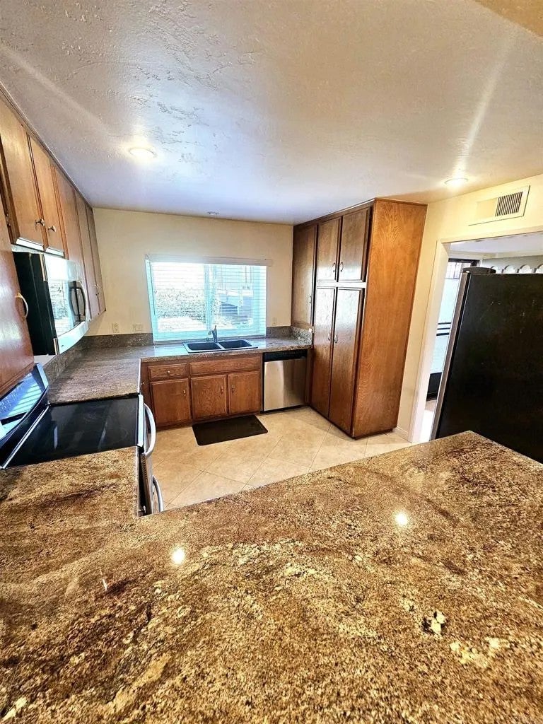 1635 Pala Lake Dr