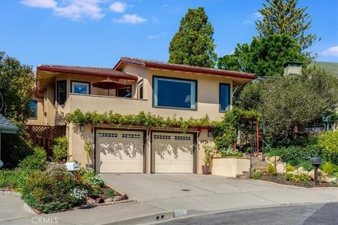 Photo of 1674 La Vineda Court, San Luis Obispo, CA 93401 (MLS # SC26056473)