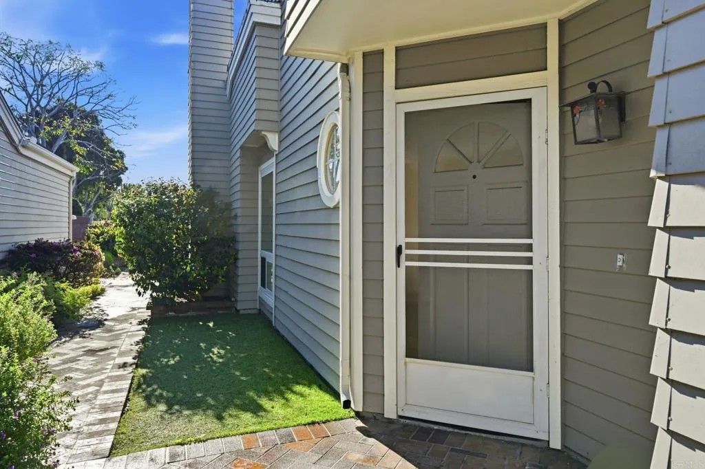 Photo of 819 Daphne Court, Carlsbad, CA 92011 (MLS # NDP2600583)