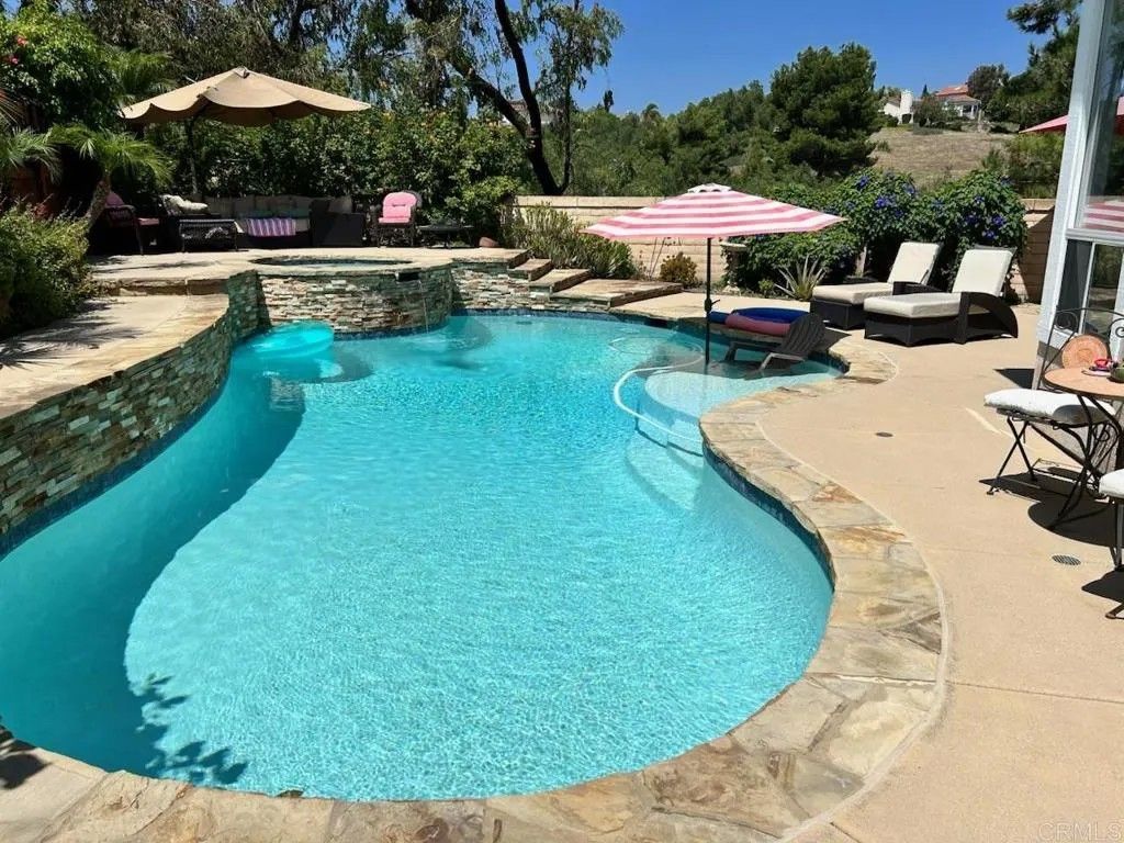 Photo of 4976 Bella Collina Street, Oceanside, CA 92056 (MLS # NDP2602489)