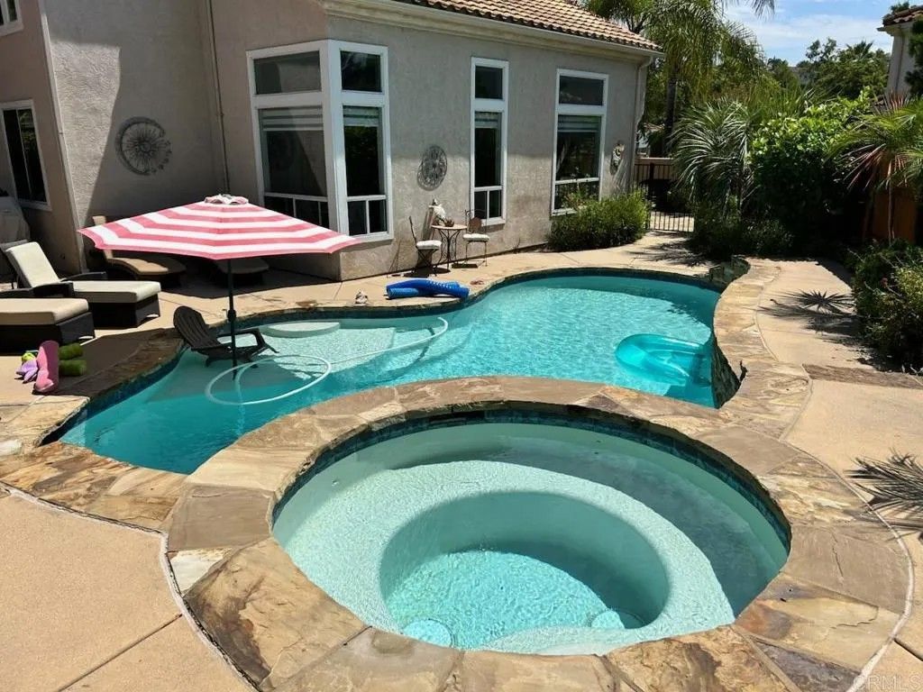 Photo of 4976 Bella Collina Street, Oceanside, CA 92056 (MLS # NDP2602489)