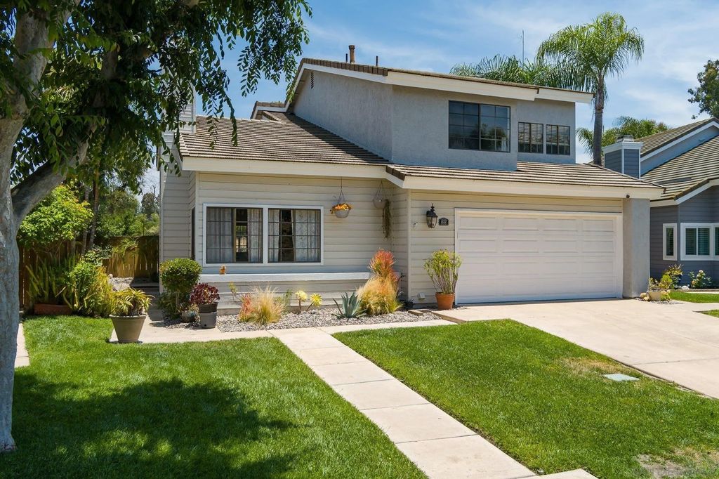 Photo of 1122 Erin Dr, El Cajon, CA 92020 (MLS # 2600590)