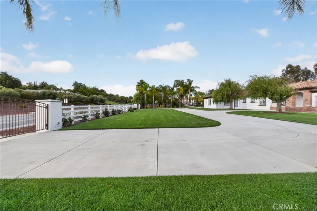 32905 Avenida Lestonnac