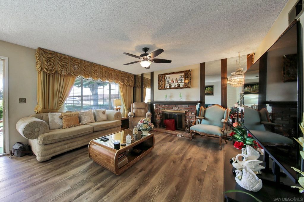 Photo of 2574 Keen Dr, San Diego, CA 92139 (MLS # 260010397)