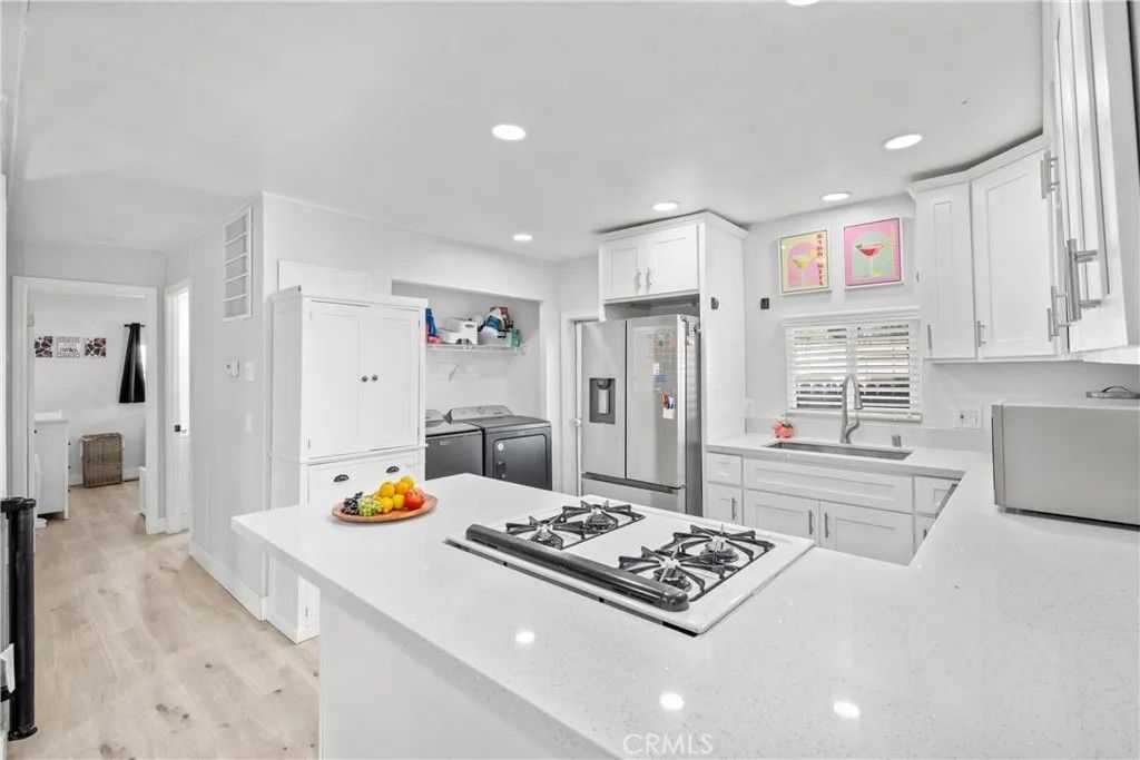 Photo of 17086 Esperanza Drive, Perris, CA 92570 (MLS # IV25185309)