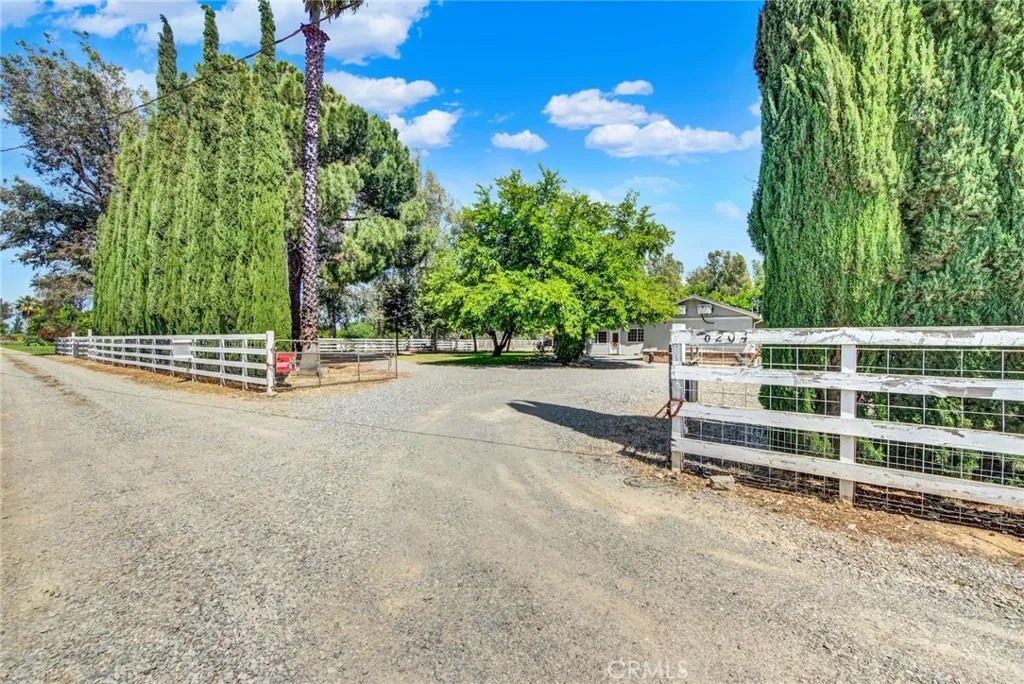 6204 COUNTY RD 53