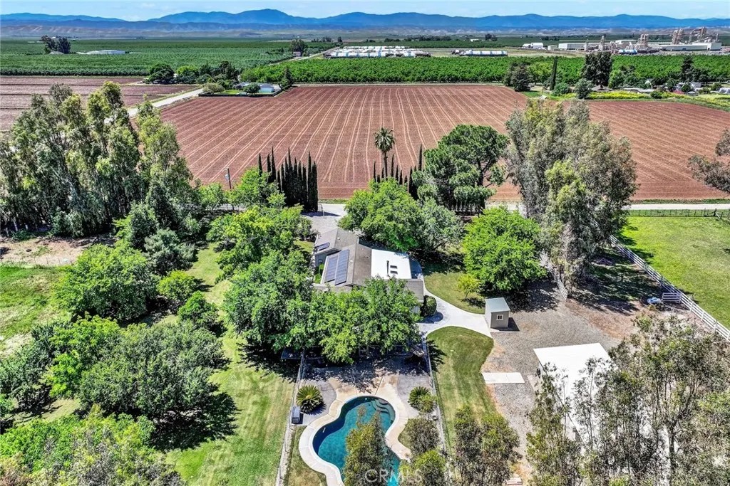 6204 COUNTY RD 53