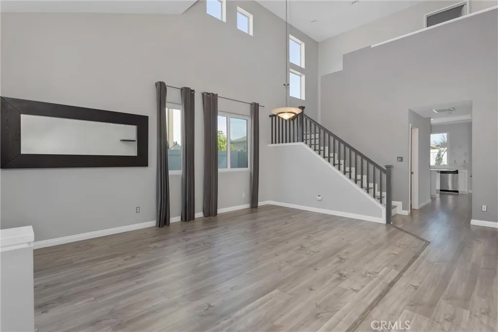 1439 Lochaber Court