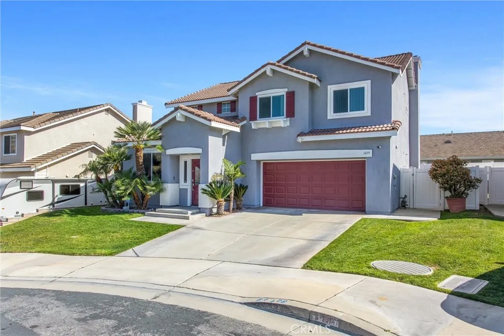 1439 Lochaber Court