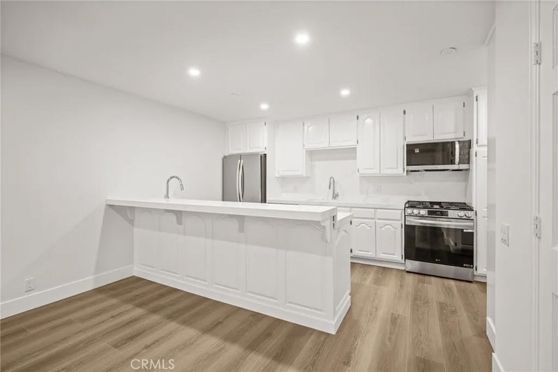 17200 NEWHOPE 31