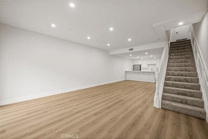 17200 NEWHOPE 31