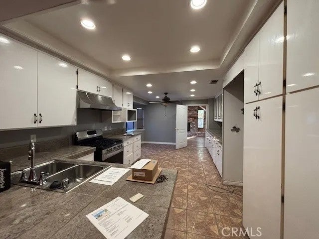 93 Dobkin Place