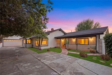 MLS: OC26132408
