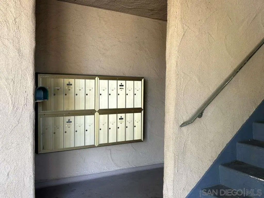 Photo of 1259 E Ohio Ave, Escondido, CA 92027 (MLS # 260005741)