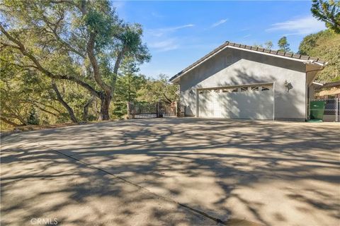 Tiny photo for 5725 Chauplin Avenue, Atascadero, CA 93422 (MLS # NS25257956)