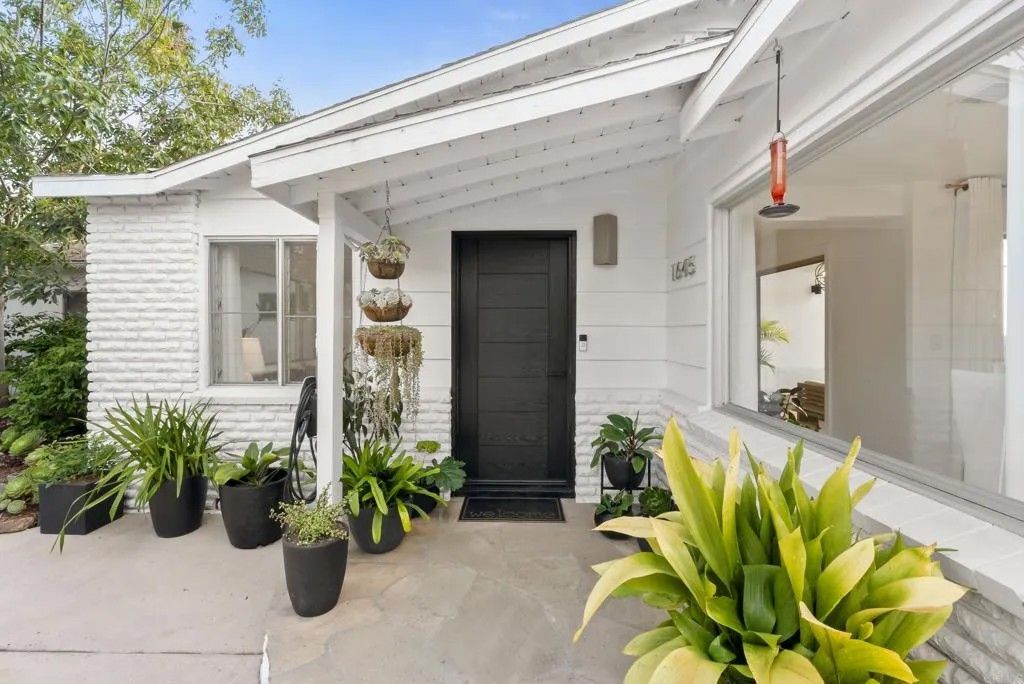 Photo of 1645 Noma Lane, Encinitas, CA 92024 (MLS # NDP2508433)