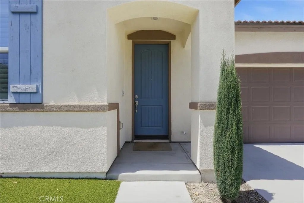 32350 Iron Trail