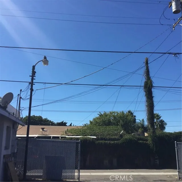 1009 S Coast