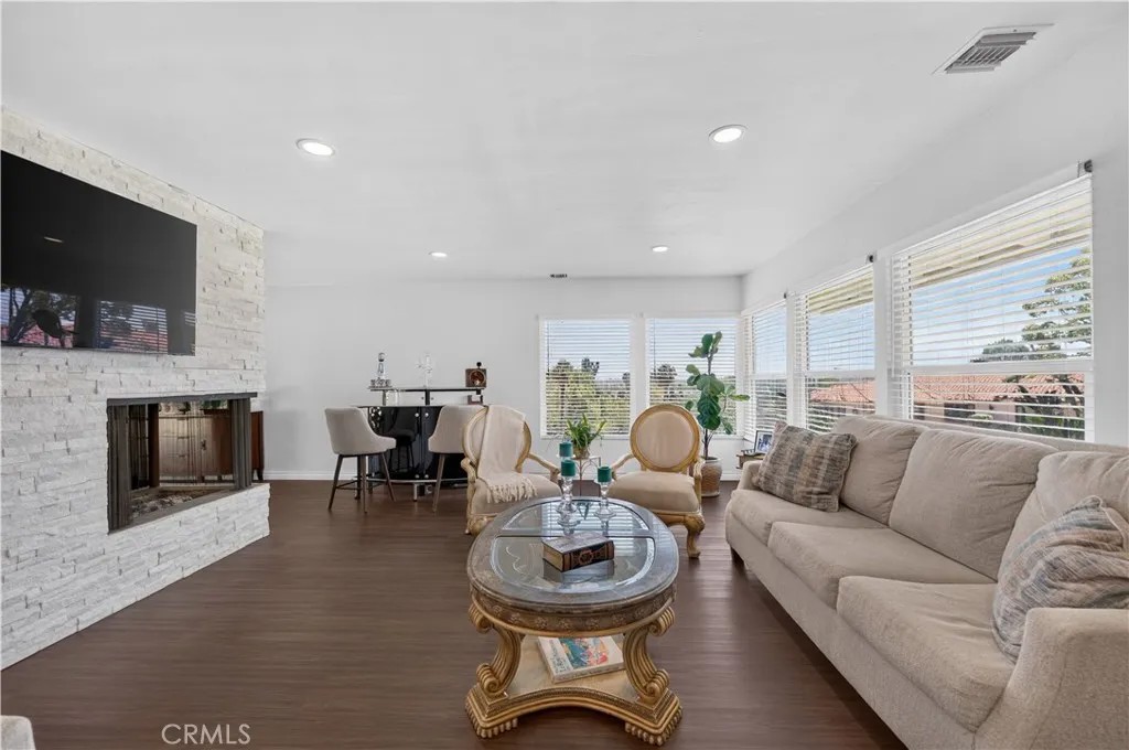 9400 Portada Drive