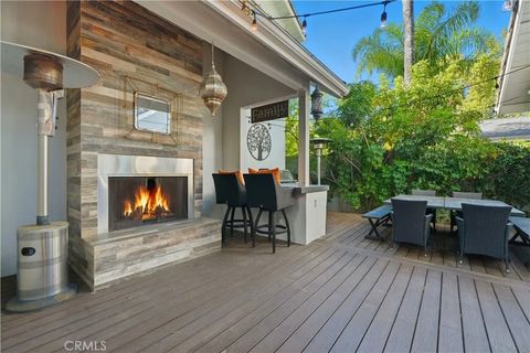 Tiny photo for 23110 Canzonet St, Woodland Hills, CA 91367 (MLS # SR25243023)