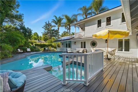 Tiny photo for 23110 Canzonet St, Woodland Hills, CA 91367 (MLS # SR25243023)
