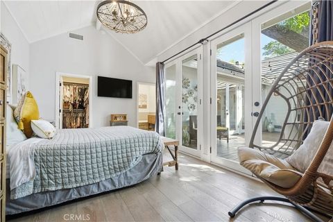 Tiny photo for 23110 Canzonet St, Woodland Hills, CA 91367 (MLS # SR25243023)