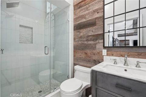 Tiny photo for 23110 Canzonet St, Woodland Hills, CA 91367 (MLS # SR25243023)