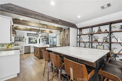 Tiny photo for 23110 Canzonet St, Woodland Hills, CA 91367 (MLS # SR25243023)