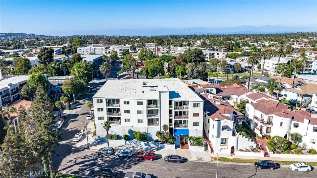 3707 E Livingston 306