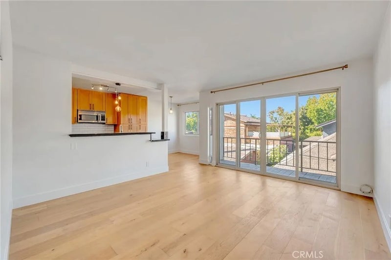 3707 E Livingston 306