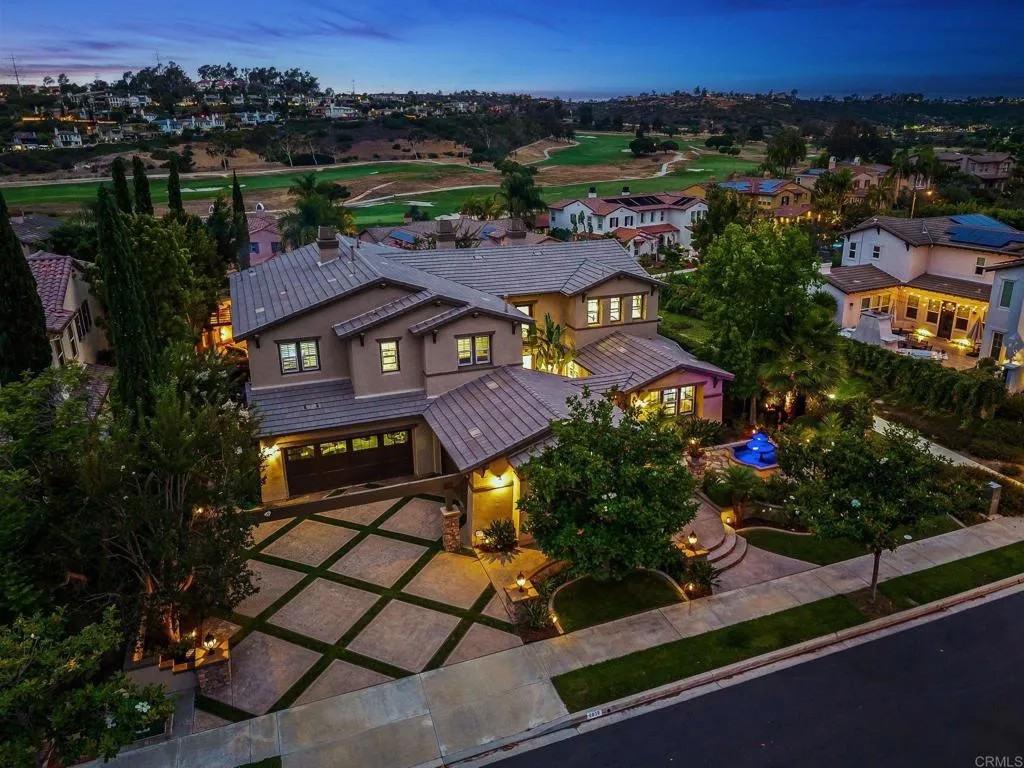 6839 Helenite Place