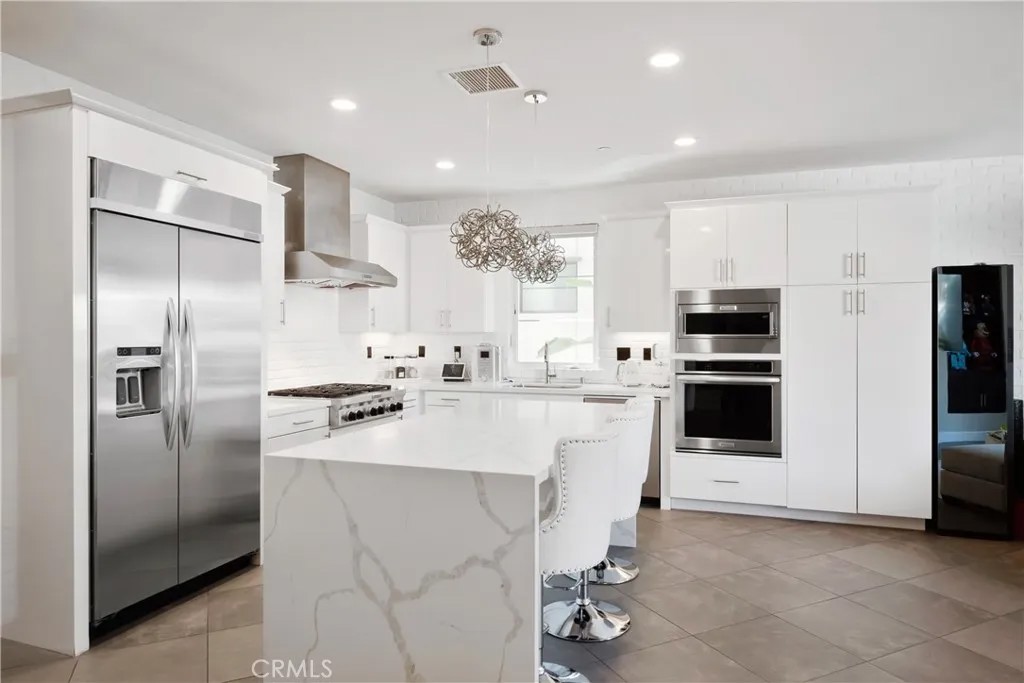12837 N Seaglass