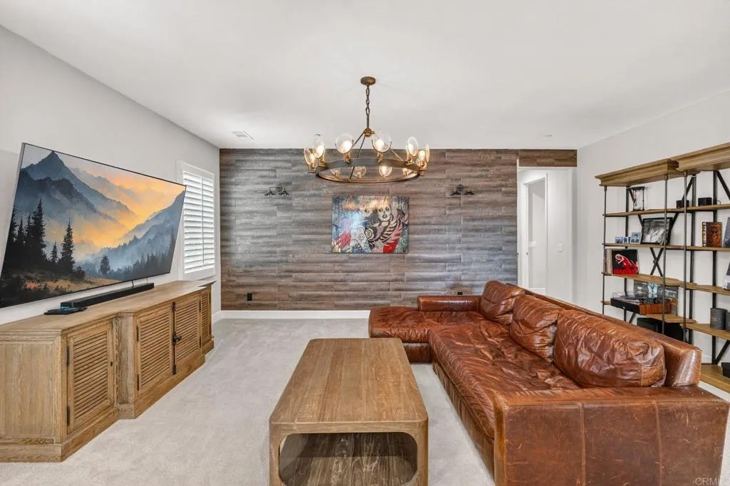 13572 Tierra Vista Circle