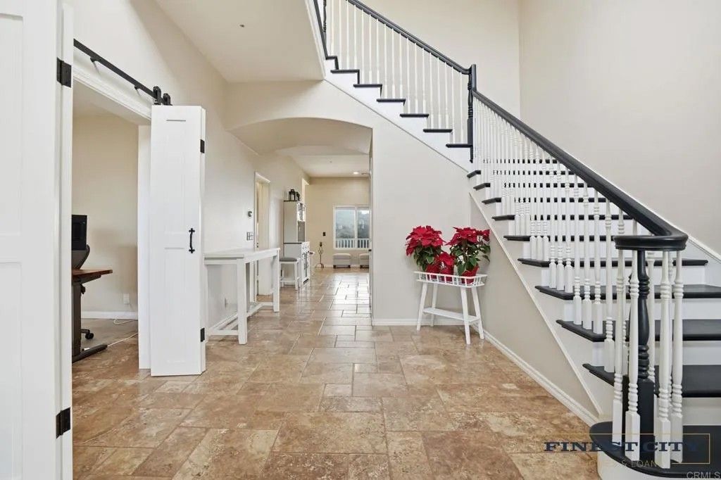 Photo of 1925 Robinhood Road, Vista, CA 92084 (MLS # PTP2509006)