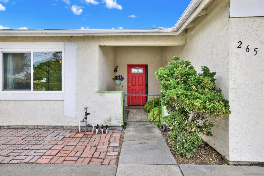 Photo of 265 Securidad St, Oceanside, CA 92057 (MLS # 260002252)