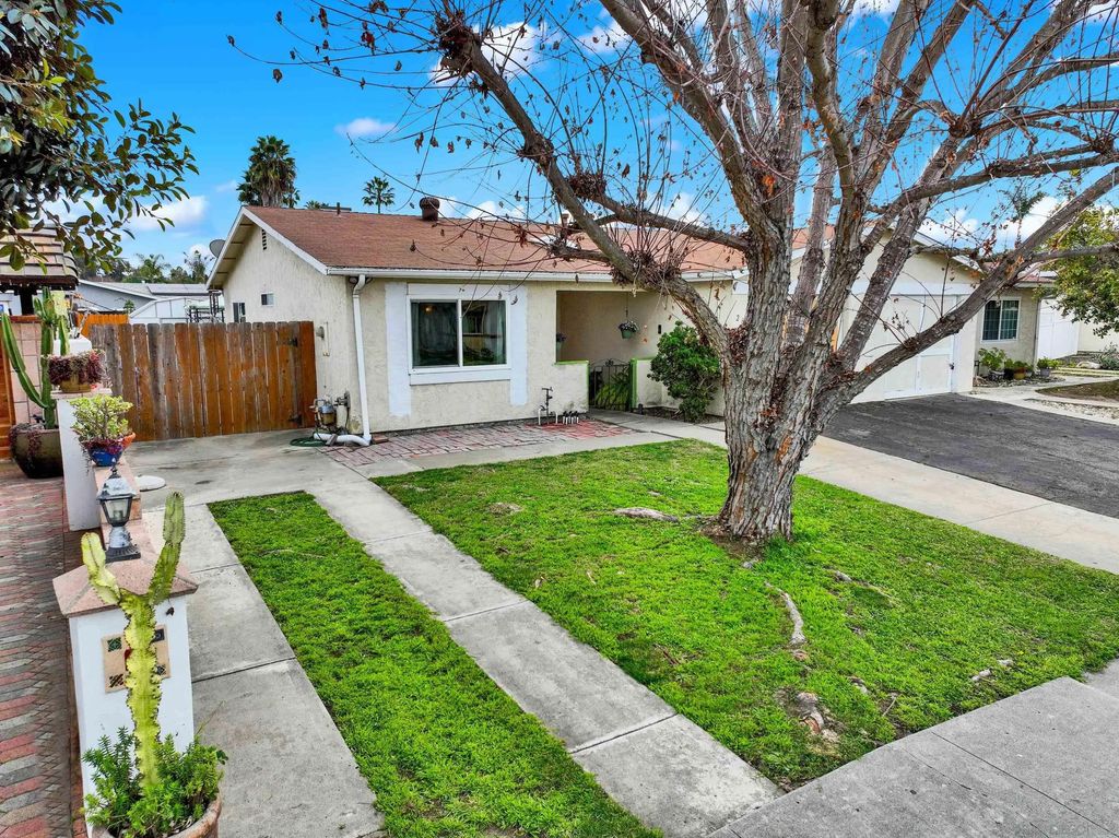 Photo of 265 Securidad St, Oceanside, CA 92057 (MLS # 260002252)