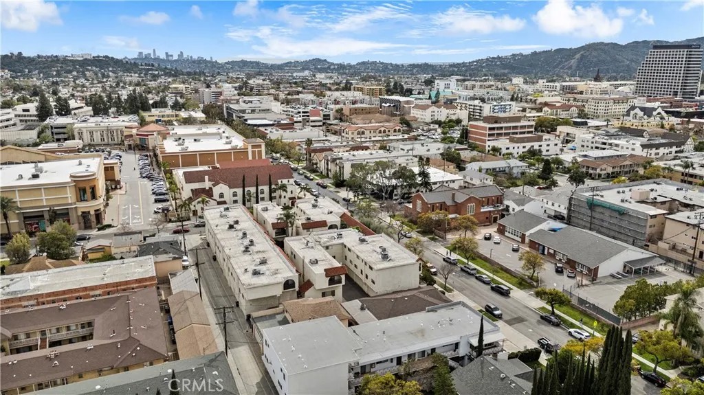 322 N Isabel