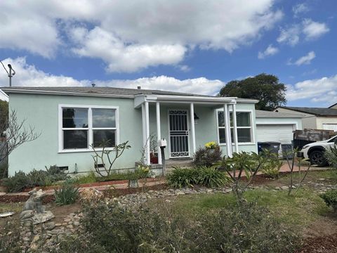 Photo of 314 E E Washington Ave, El Cajon, CA 92020 (MLS # 260006224)