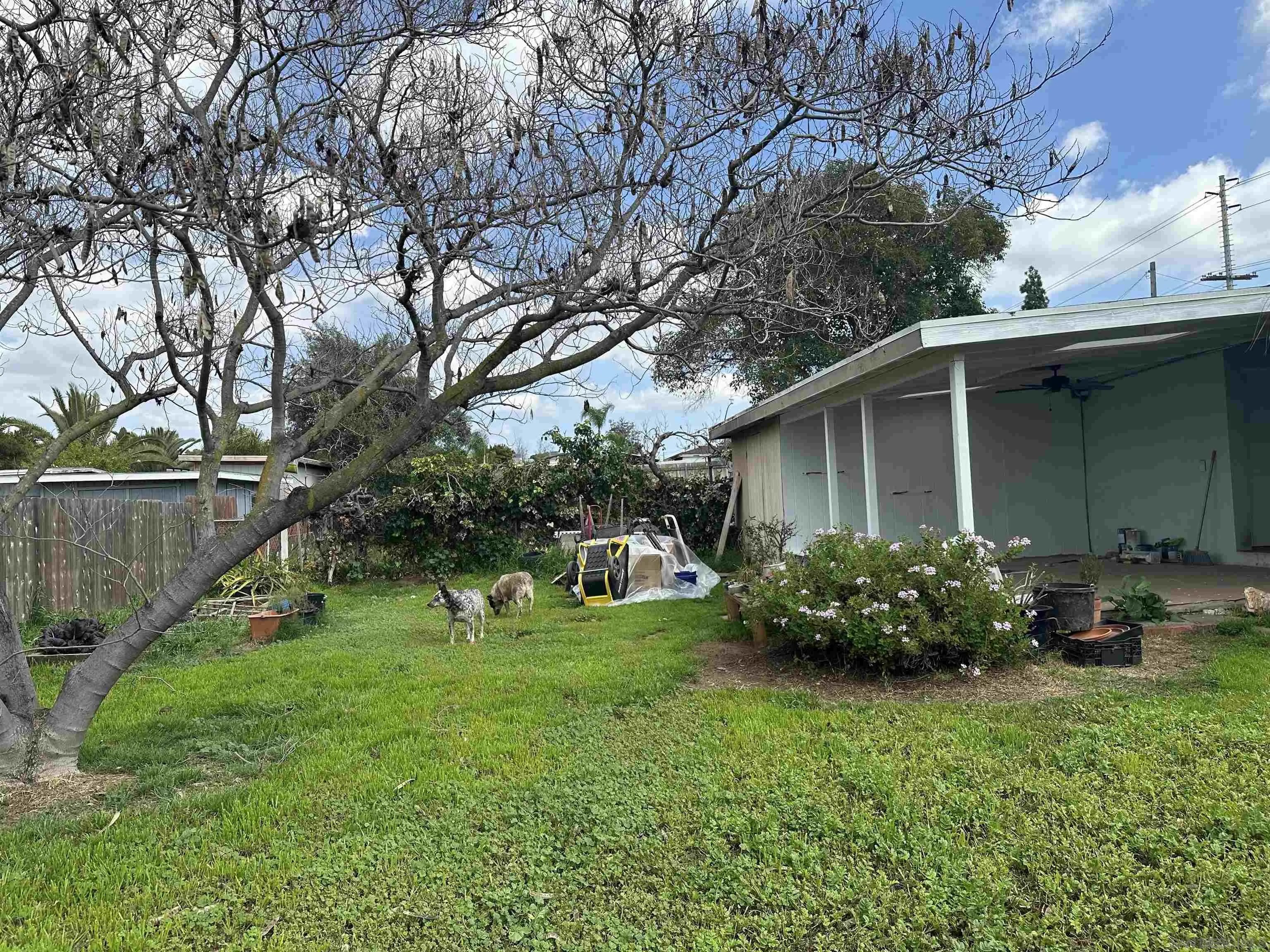 314 E E Washington Ave