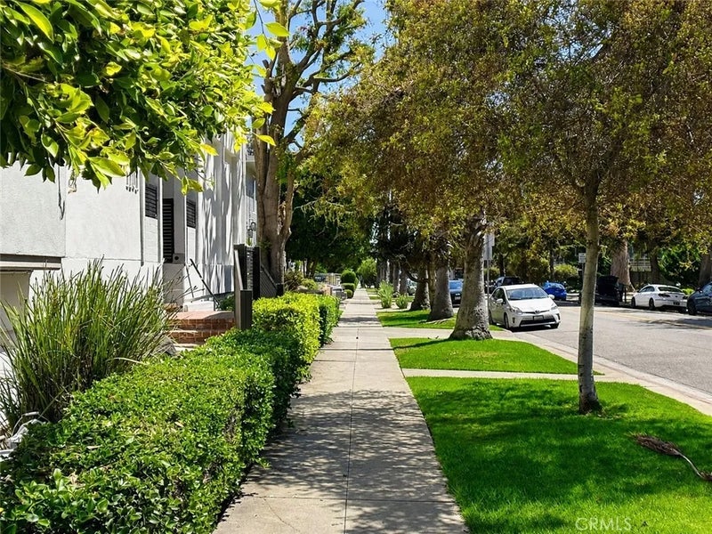 1101 Lincoln Boulevard 1A