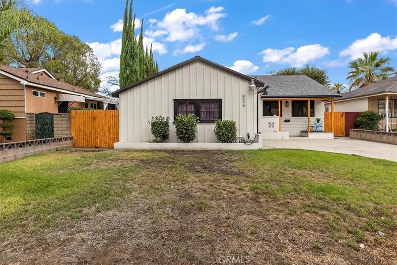556 E. El Morado Court