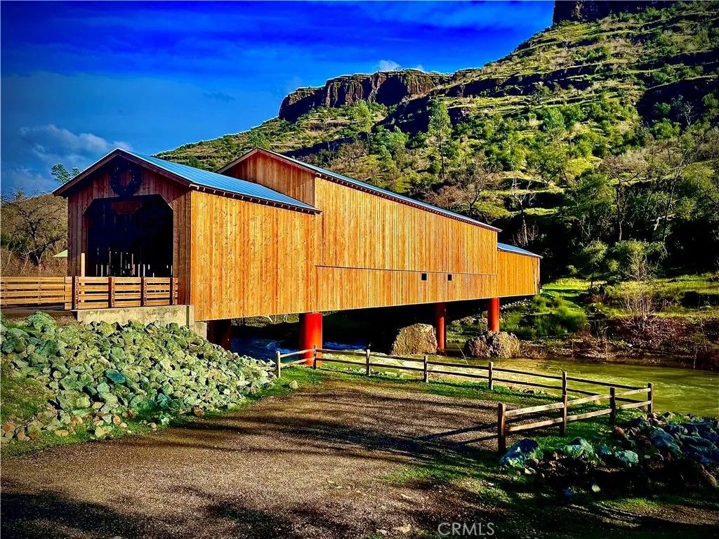 Photo of 1045 Honey Run, Chico, CA 95928 (MLS # SN26013805)