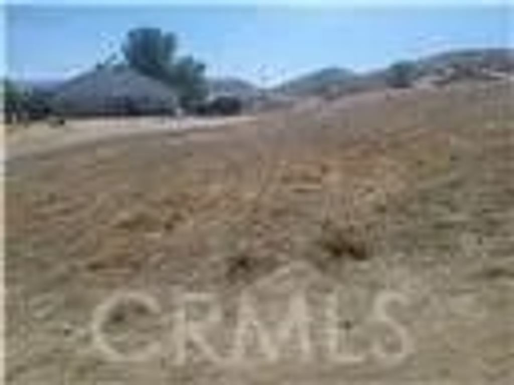 Photo of 1 Circle Drive, Menifee, CA 92587 (MLS # SW26053177)