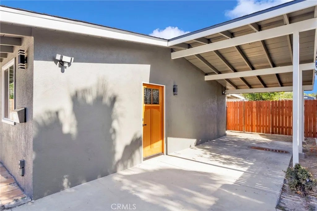 Photo of 2218 Broadway AVE, San Bernardino, CA 92410 (MLS # DW26128504)