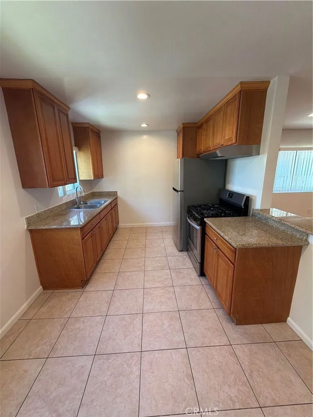 Photo of 118 N Everett St #4, Glendale, CA 91206 (MLS # BB26086362)