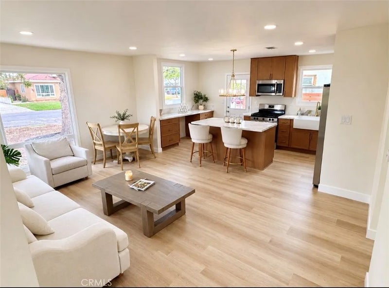 6702 Bollenbacher