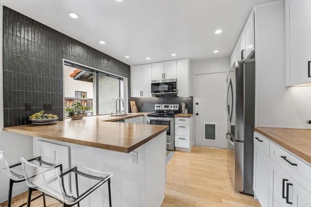 Photo of 2679 Vancouver Street, Carlsbad, CA 92010 (MLS # NDP2509338)