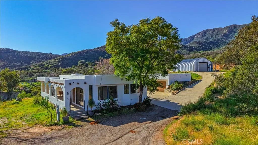 Photo of 18515 Penny Trl, Lake Elsinore, CA 92530 (MLS # SW26091783)