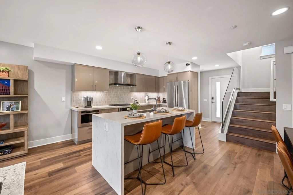 Photo of 3030 Jarvis St #2, San Diego, CA 92106 (MLS # 250042697)